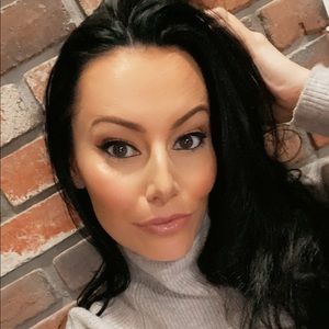 Meet your Posher, Decova